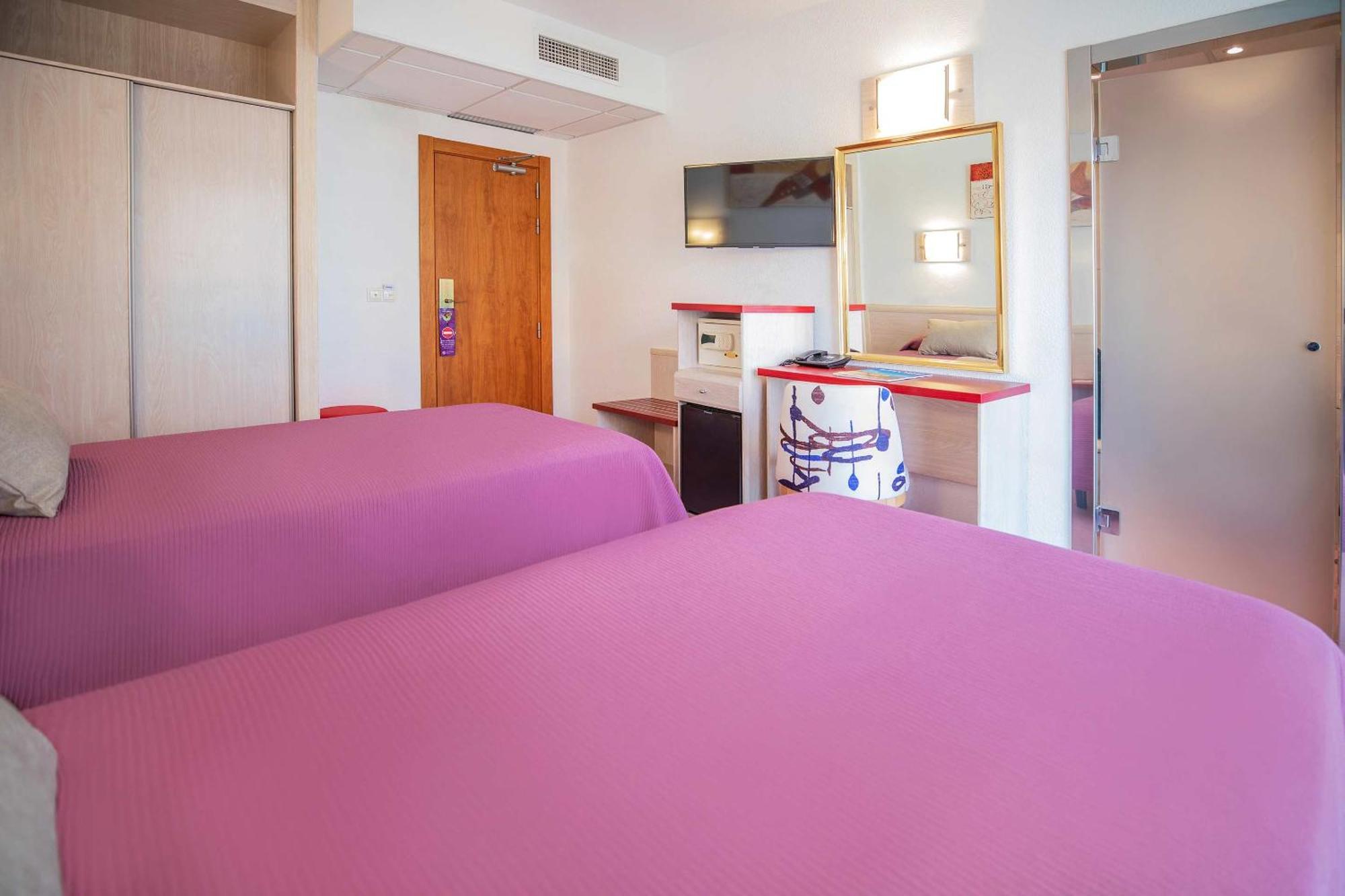 Hotel Servigroup Venus Benidorm Room photo